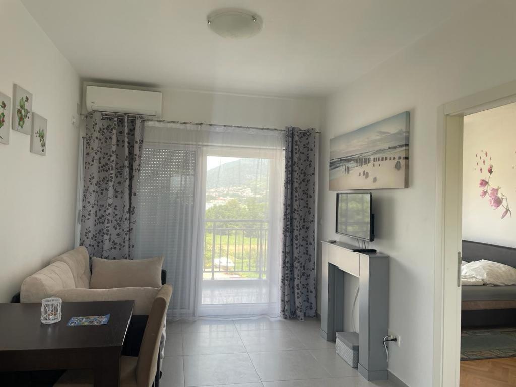 Kristina Apartments Tivat Eksteriør bilde