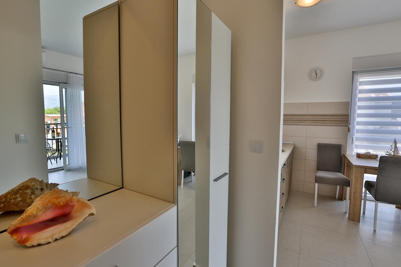 Kristina Apartments Tivat Eksteriør bilde