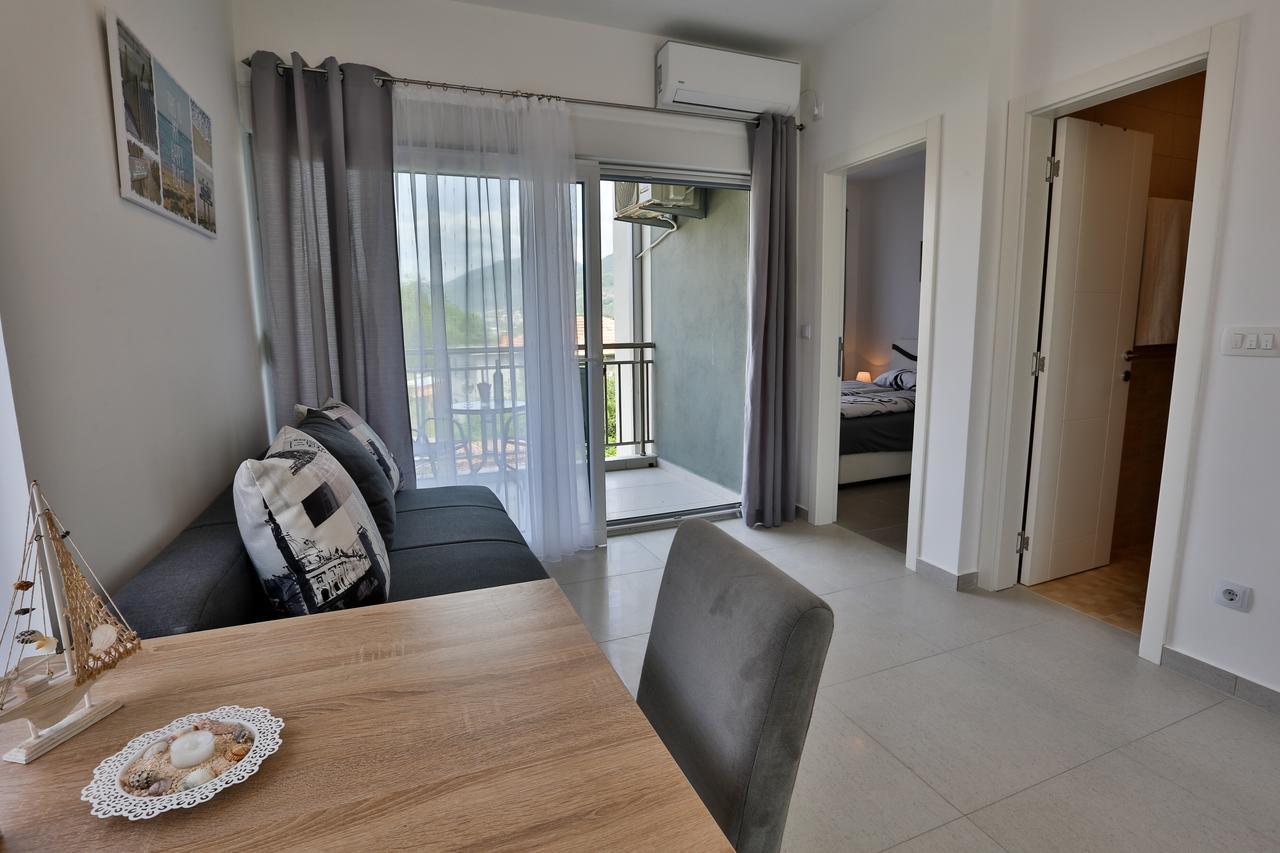 Kristina Apartments Tivat Eksteriør bilde