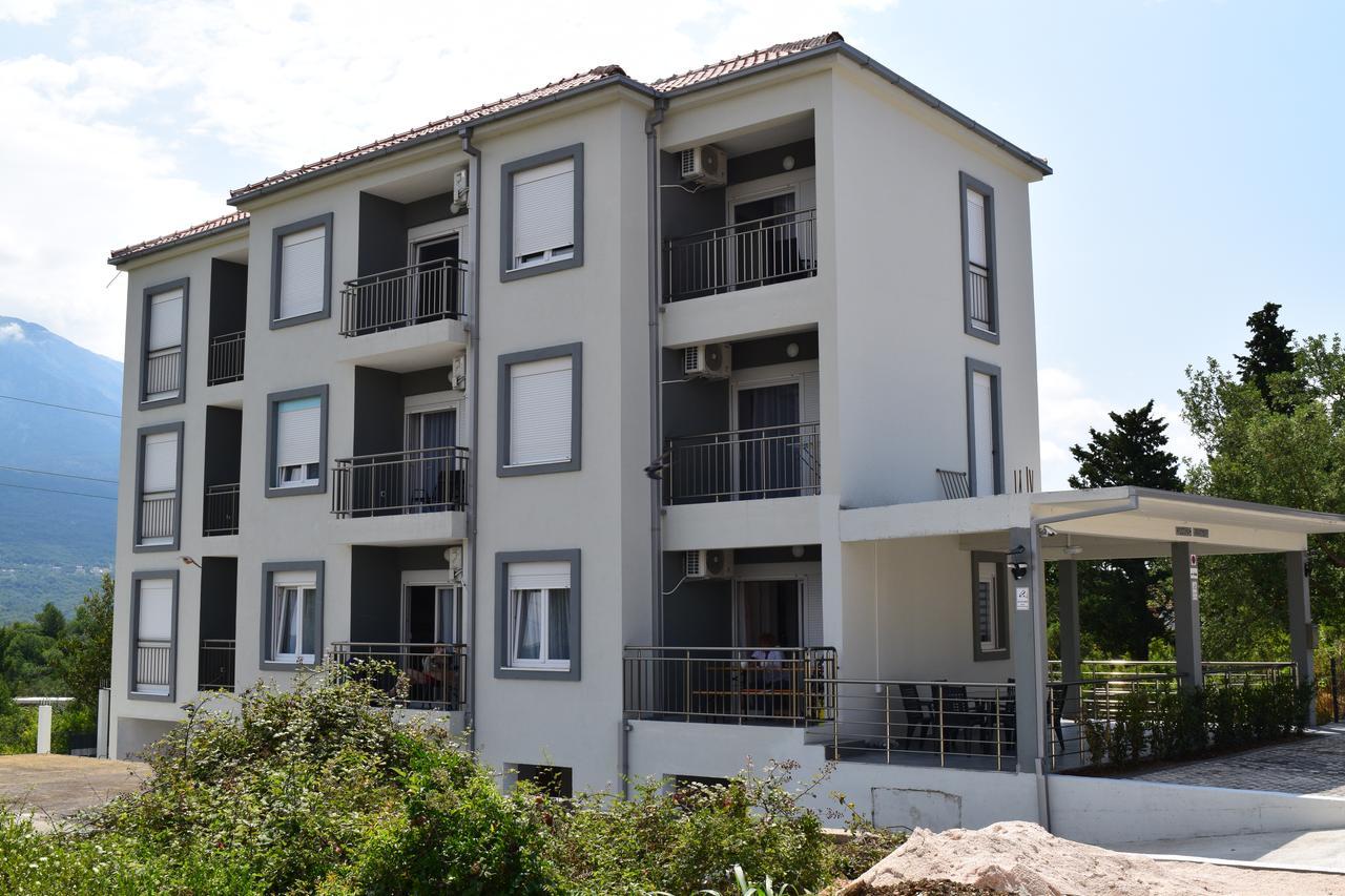 Kristina Apartments Tivat Eksteriør bilde